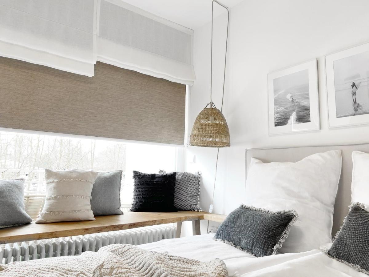 Seaside Rooms - Zentrales Design-Apartment Mit Balkon & Parkplatz - 2 Minuten Zum Strand Тіммендорфер-Штранд Екстер'єр фото