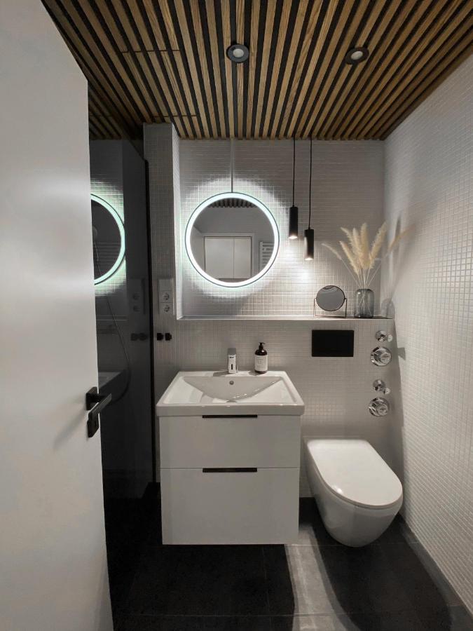 Seaside Rooms - Zentrales Design-Apartment Mit Balkon & Parkplatz - 2 Minuten Zum Strand Тіммендорфер-Штранд Екстер'єр фото